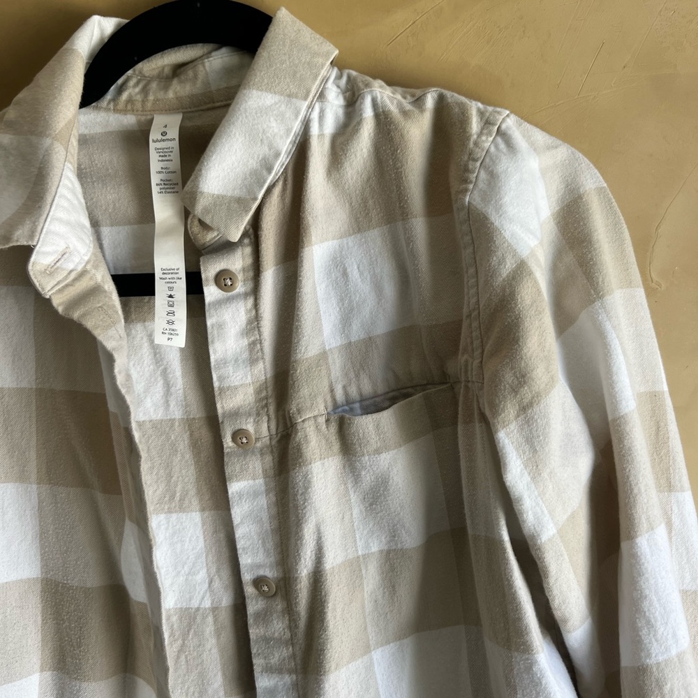 lululemon- flannel size 4